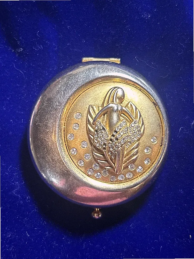 Estee Lauder Solid Perfume Powder Compact - Zodiac 2000 Virgo
