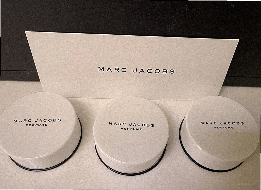 MARC JACOBS Perfumed shimmer Body POWDER TRAVEL LOT 3X0.12 oz/3.5g MINI 2001